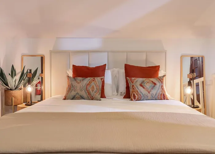 A Refuge In Nature - D'avo Teresa *