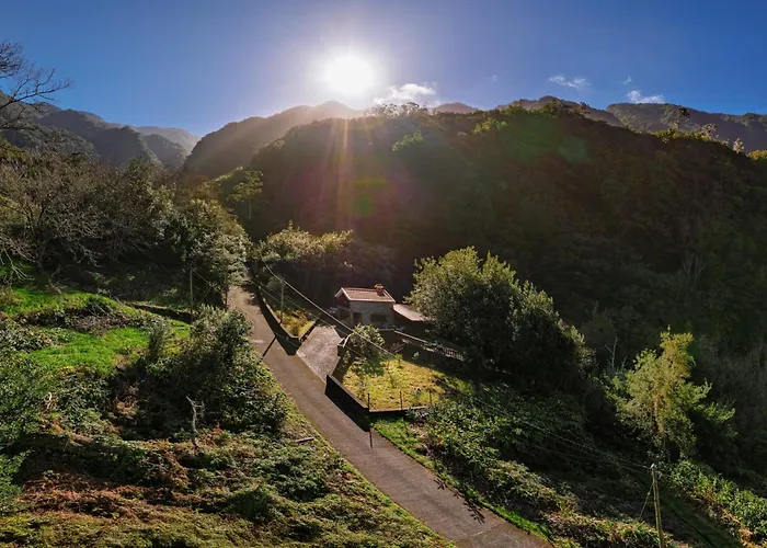 A Refuge In Nature - D'avo Teresa