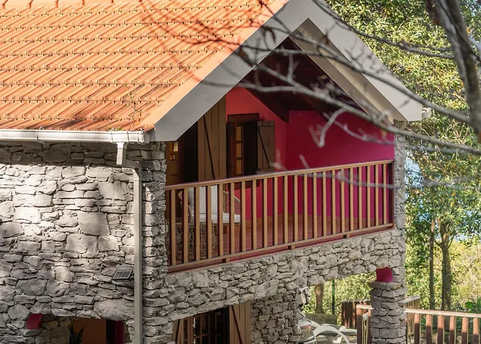 A Refuge In Nature - D'avo Teresa São Vicente