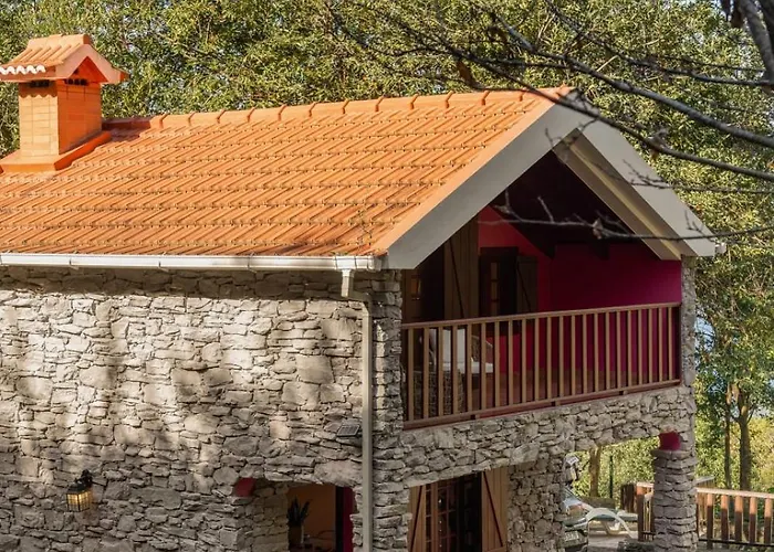 A Refuge In Nature - D'avo Teresa *