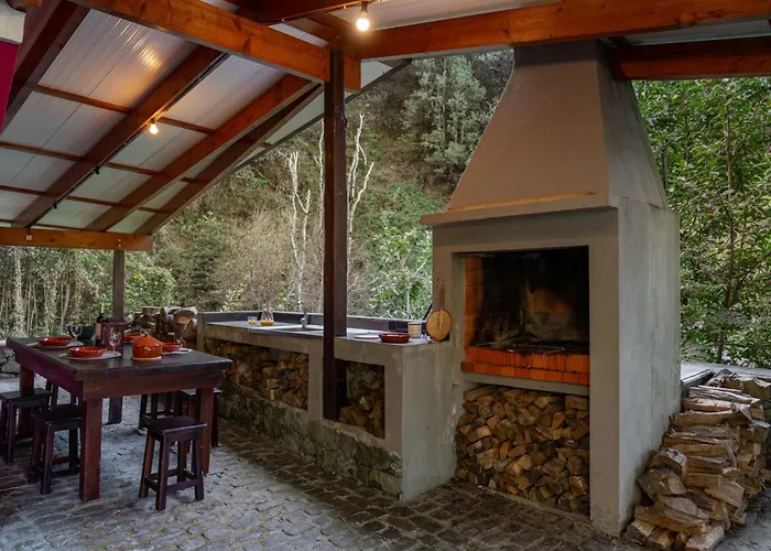 A Refuge In Nature - D'avo Teresa 木屋